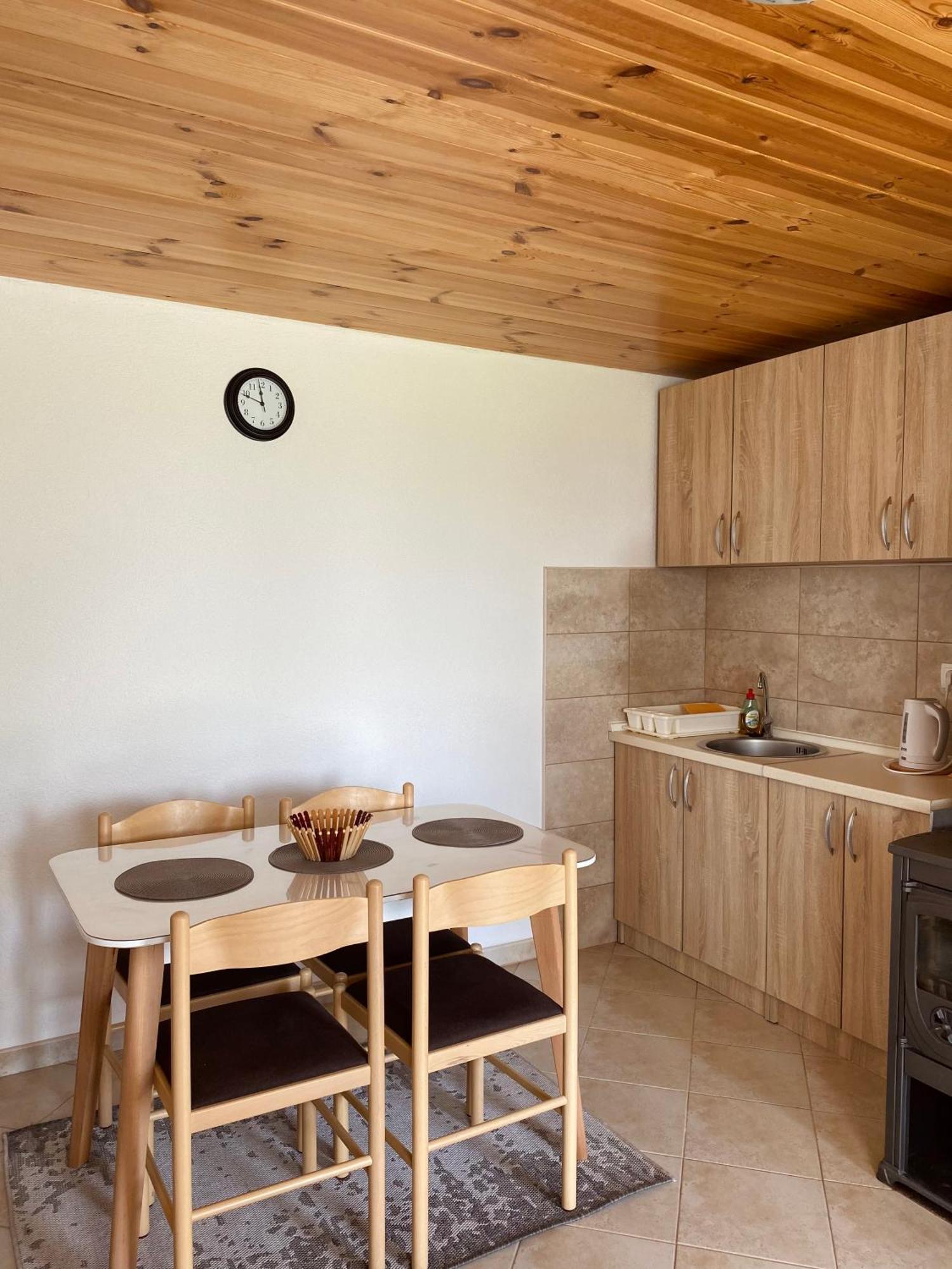 Holiday Home Apartman Aco Жабляк Экстерьер фото